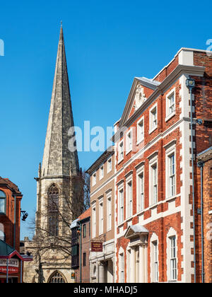 York St Marys Spire et Fairfax House une maison de ville géorgienne musée le Castlegate York Yorkshire Angleterre Banque D'Images