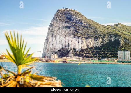 Le rocher de Gibraltar vu d'Espagne, territoire britannique d'outre-mer, France Banque D'Images