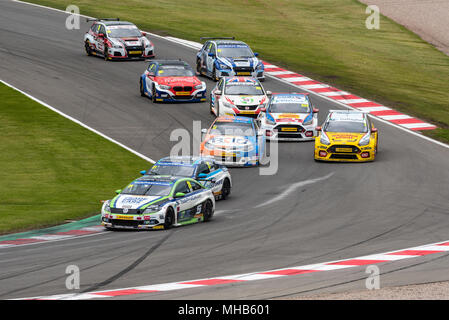 Donington Park, Derbyshire, Royaume-Uni. 29 avril 2018. Round 5 de la Dunlop MSA British Touring Car Championship. Banque D'Images