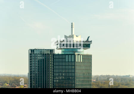 Vue aérienne de l'A'DAM Lookout Tower le matin à Amsterdam, Pays-Bas Banque D'Images