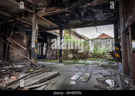Ancien entrepôt industriel abandonné Banque D'Images