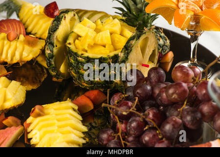 Assortiment de fromages, des fruits et des collations pour les vacances Banque D'Images