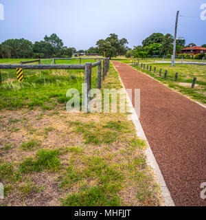 Marcher autour du lac partagé Yellagonga Armadale Australie Wanneroo W. Banque D'Images