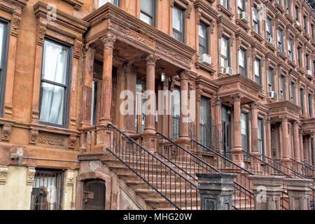 Maisons de New York à Harlem Perron Banque D'Images