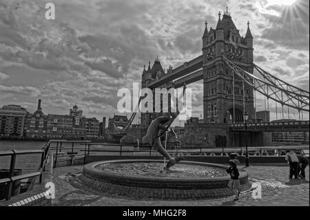 London Tower Bridge - la photographie noir et blanc Banque D'Images