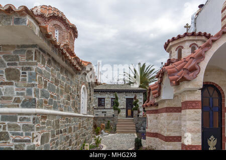 Petites églises à Ouranopoli, Athos, Chalcidique, Macédoine Centrale, Grèce Banque D'Images