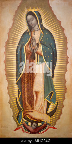 Bologne, Italie - 18 avril 2018 : la peinture de la Vierge Marie de Guadalupe en église Chiesa di San Benedetto Francisco Antonio Vallejo (1772). Banque D'Images