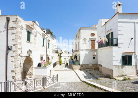 Vieste, Italie, Europe - Mai 2017 - Dans les rues de Vieste Banque D'Images