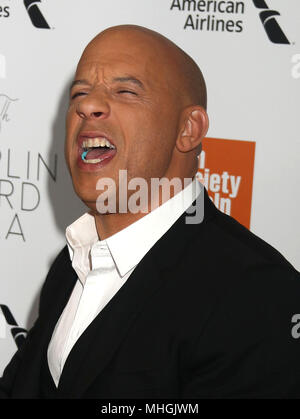 New York City, New York, USA. Apr 30, 2018. L'acteur VIN DIESEL assiste à la 45e Chaplin Award Gala Helen Mirren a tenu à l'Alice Tully Hall à Lincoln Center. Credit : Nancy/Kaszerman ZUMA Wire/Alamy Live News Banque D'Images