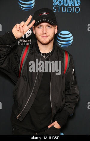 Bala Cynwyd, PA, USA. 1er mai 2018. Bazzi photographié visitant Q 102 performance studio dans la région de Bala Cynwyd, PA le 1 mai 2018 Crédit : Star Shooter/media/Alamy Punch Live News Banque D'Images