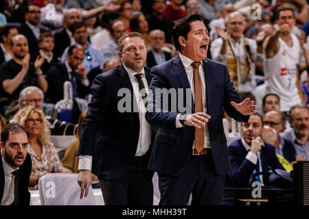 Wizink Centre, Madrid, Espagne. Apr 25, 2018. Turkish Airlines Euroleague Basketball, Real Madrid Baloncesto contre Panathinaikos Athènes superaliments ; Xavi Pascual Entraîneur du Panathinaikos BC : Action Crédit Plus Sport/Alamy Live News Banque D'Images