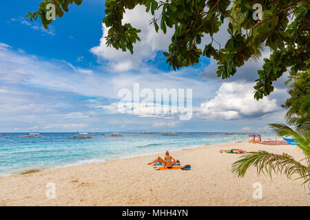 Alona Beach Bohol Philippines 20 avril 2018 Alona Beach Banque D'Images