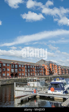 Tawe, dans le bassin du port de plaisance de Swansea, Pays de Galles du Sud Banque D'Images