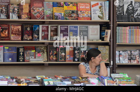 Stand - foire du livre Foire du Livre premier Andricgrad, Visegrad, Bosnie et Herzégovine Banque D'Images