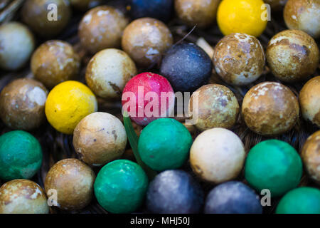 Groupe de pierres colorées ball Banque D'Images