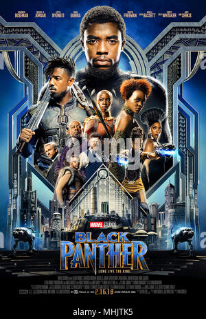 Panthère noire (2018) réalisé par Ryan Coogler et avec Chadwick Boseman, Michael B. Jordan et Lupita Nyong'o. T'Challa utilise les pouvoirs de vibranium pour éviter qu'elles soient utilisées à mauvais escient ; vive le roi ! Banque D'Images