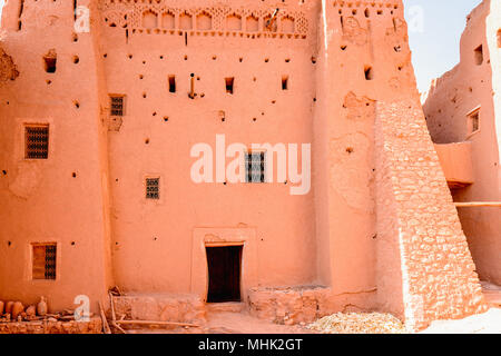 Une partie du château de Ait Benhaddou, une ville fortifiée, l'ancien chemin de caravane Sahara à Marrakech. UNESCO World Heritage, Maroc Banque D'Images