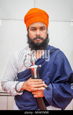 Pilgrim, Golden Temple, Amritsar, Punjab, India Banque D'Images