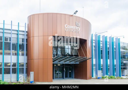 Coventry University Alan Berry bâtiment en face de la cathédrale de Coventry Banque D'Images