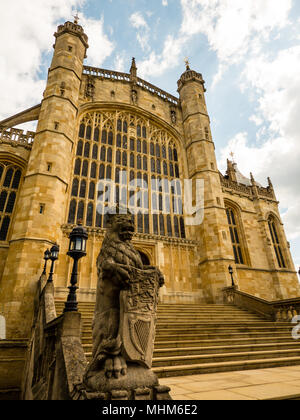 La Chapelle St Georges, (lieu de Mariage Royal 2018), le château de Windsor, Windsor, Berkshire, Angleterre Banque D'Images