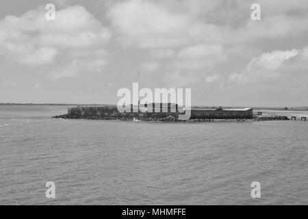 Fort dans le chenal de Charleston, où la guerre civile américaine a commencé. Banque D'Images