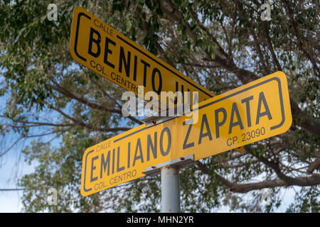 Plaque de rue route mexicain Emiliano Zapata et Benito Juarez Banque D'Images