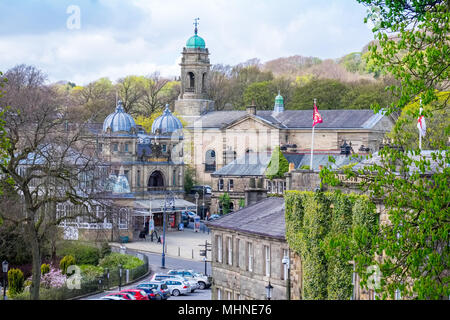 Opéra de Buxton, l'église Saint John's vu depuis les pistes dans la ville thermale de Peak District Banque D'Images