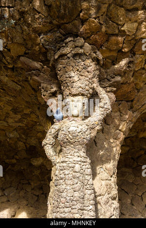 Une statue dans le Parc Guell - Barcelone, Espagne Banque D'Images