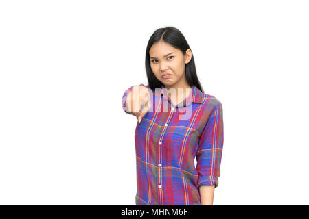 Portrait de jeune fille asiatique le tacaud norvégien et de pointage, têtu man en colère ou irrité. Banque D'Images