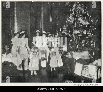 Arbre de Noël à l'hôpital Great Ormond Street 1896 Banque D'Images