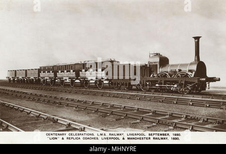 Célébrations du centenaire sur le LMS de fer, septembre 1930, avec le moteur et le lion de l'entraîneurs replica Liverpool et Manchester Railway, 1830. Date : 1930 Banque D'Images