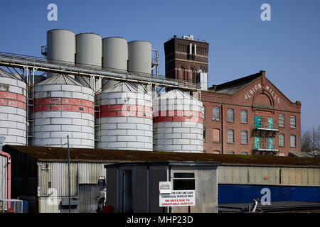 Albion Mills accueil à Nelstrops Albion Flour Mills à Heaton Norris Stockport sur Hil Lancashire, le premier moulin sur le site a été construit en 1820 par Willia Banque D'Images