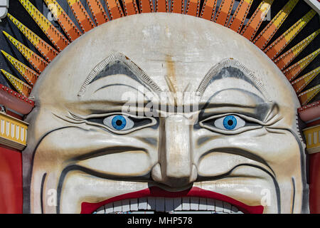 MELBOURNE, AUSTRALIE - Le 16 août 2017 - Melbourne's Luna Park est un parc d'attractions historique ouverte le 13 décembre 1912 Banque D'Images