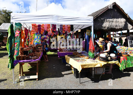 RAROTONGA, ÎLES COOK - 19 août 2017 - Punanga Nui marché culturel est un 'must do' pour les visiteurs aux îles Cook en tant qu'il est tout à fait une représentation culturelle Banque D'Images