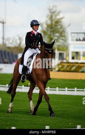 Le Gloucestershire, Royaume-Uni. 3e mai 2018. Gemma Tattersall équitation Pamero 4 au cours de la phase de dressage du 2018 Mitsubishi Motors Badminton Horse Trials, Badminton, Royaume-Uni. Jonathan Clarke/Alamy Live News Banque D'Images