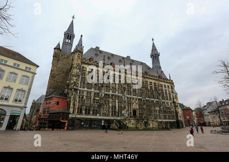 Old Town Hall ou Rathaus à Aix-la-Chapelle, Rhénanie du Nord-Westphalie, Allemagne Banque D'Images