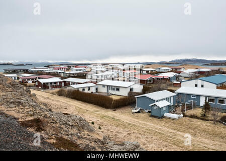 L'Islande de l'Ouest - maisons typiques dans la ville pittoresque de Stykkishólmur sur la péninsule de Snæfellsnes. Banque D'Images