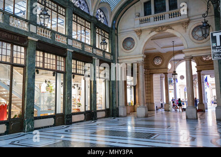 Galleria San Federico, galerie historique avec Lux cinéma, intérieur, Turin, Italie Banque D'Images