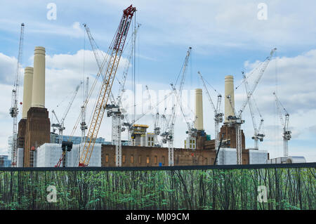 Battersea Power Station en cours de réaménagement, vu de l'Est Banque D'Images