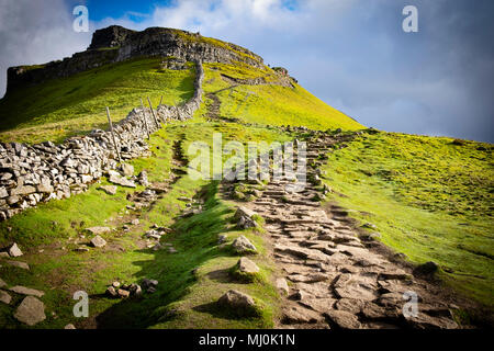 Pen Y Gand Hill partie de la Yorkshire trois pics , North Yorkshire, Angleterre Banque D'Images