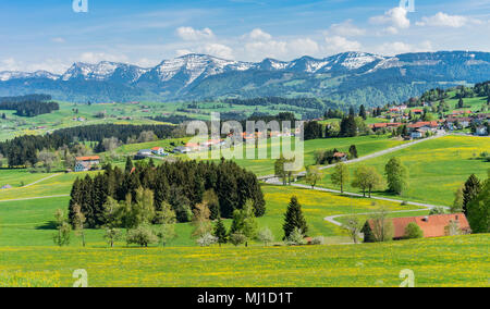 Printemps à VTT dans les montagnes de Bregenz, Autriche Banque D'Images