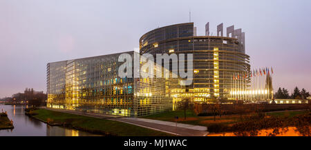 La construction de la "Louise Weiss' du Parlement européen à Strasbourg, Al Banque D'Images