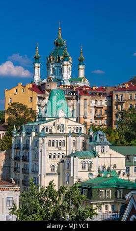 Vue sur St Andrew's Church - Kiev, Ukraine Banque D'Images