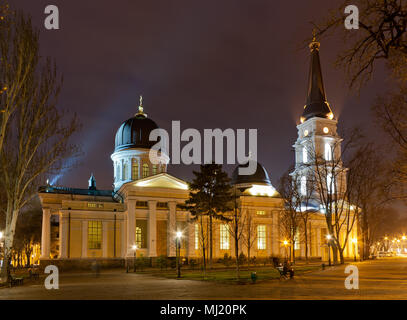 Cathédrale Orthodoxe d'Odessa dans la nuit Banque D'Images