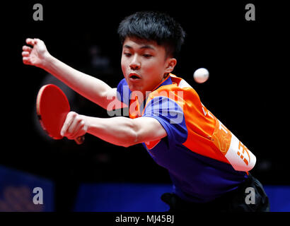 Halmstad, Suède. 3 mai, 2018. Yun-Ju Lin du Taipei chinois au cours de la concurrence groupe hommes ronde de 16 match contre Jon Persson de la Suède à la 2018 World Team Tennis de Table championnats en Halmstad, Suède, le 3 mai 2018. Le Taipei chinois a perdu 2-3. Credit : Ye Pingfan/Xinhua/Alamy Live News Banque D'Images