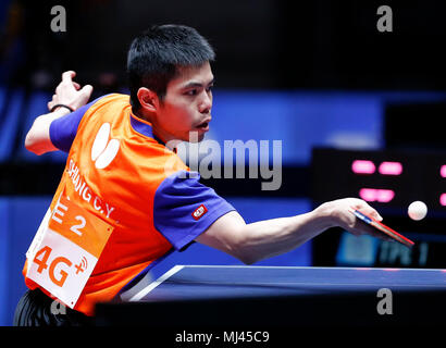 Halmstad, Suède. 3 mai, 2018. Chuang Chih-Yuan du Taipei chinois célèbre groupe d'hommes au cours de la ronde de 16 match contre Kristian Karlsson de Suède au 2018 World Team Tennis de Table championnats en Halmstad, Suède, le 3 mai 2018. Le Taipei chinois a perdu 2-3. Credit : Ye Pingfan/Xinhua/Alamy Live News Banque D'Images