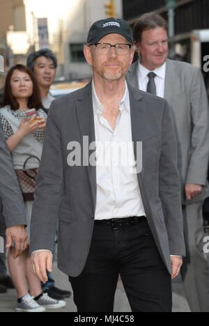 Ron Howard, Late Show dehors et environ pour la célébrité Candids - THU, , New York, NY Le 3 mai 2018. Photo par : Kristin Callahan/Everett Collection Banque D'Images