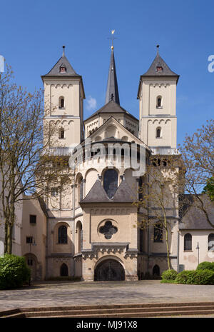 Bei Brauweiler Pulheim, Abteikirche, Blick von Osten Banque D'Images