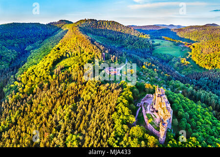 Château de Fleckenstein dans le nord des Vosges - Bas-Rhin, France Banque D'Images