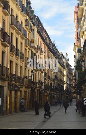 31 août Street San Telmo Kalea dans San Sebastian. Billet d'architecture la Nature. Le 26 mars 2018. Vieille Ville. Donosti Guipuzcoa Pays Basque Espagne. Banque D'Images